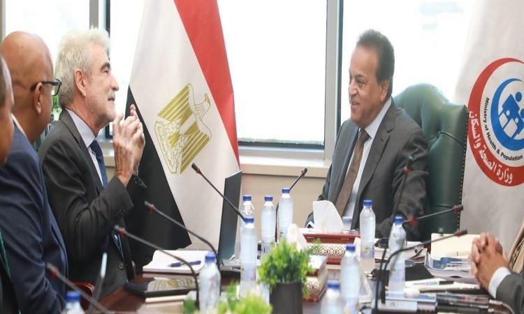 وزير الصحة يبحث سبل التعاون المشترك في القطاع الصحي مع شركة "IQVIA"